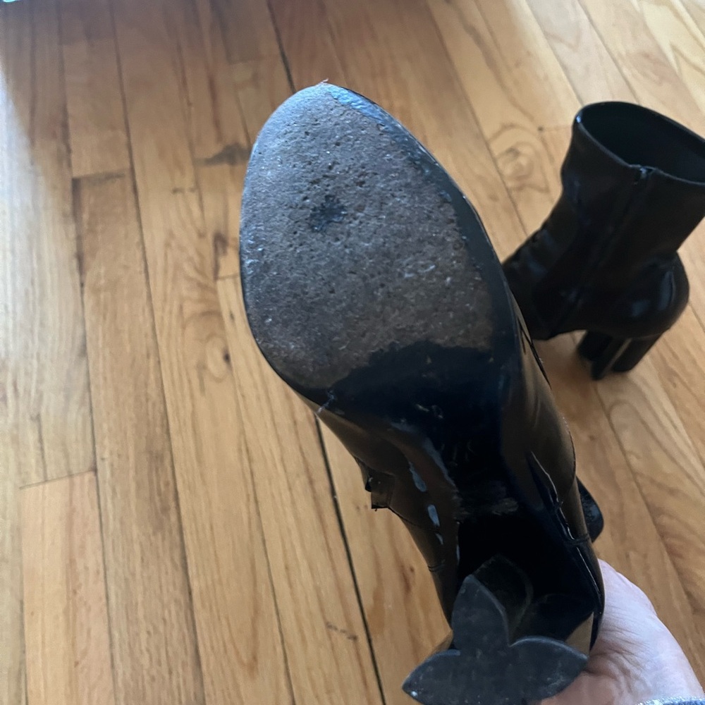Louis Vuitton Black Patent Leather Ankle Boots - Picture 4 of 4
